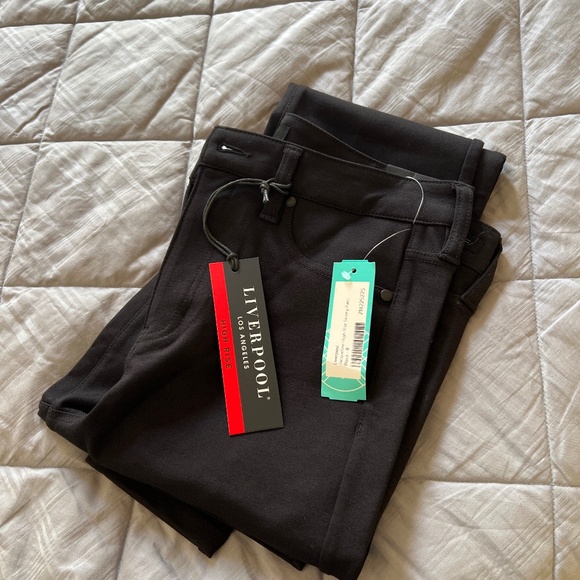 Black high rise skinny pants - Picture 2 of 3